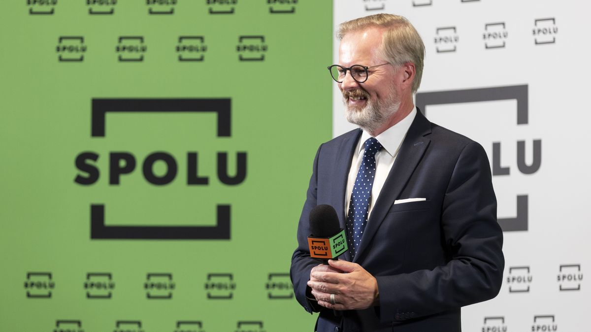 Procento navíc nestačí. Volební zákon Spolu, STAN a Piráty znevýhodňuje